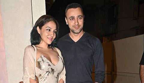 மன அழுத்தத்தில் இருந்தபோது உதவியவர் லேகா வாஷிங்டன்: இம்ரான் கான்