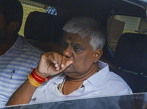 கர்நாடக முன்னாள் அமைச்சர் ஹெச்.டி.ரேவண்ணா ஜாமீனில் விடுதலை