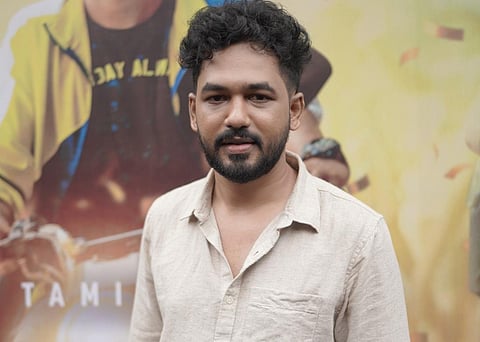 ‘வேர்ல்டு டூர்’ செல்கிறார் ‘ஹிப் ஹாப் தமிழா’ ஆதி!