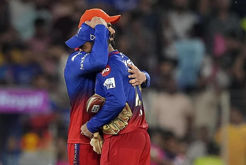 “நான் நம்பிக்கையின்றி தடுமாறியபோது உதவியவர் தினேஷ் கார்த்திக்” - விராட் கோலி நெகிழ்ச்சி