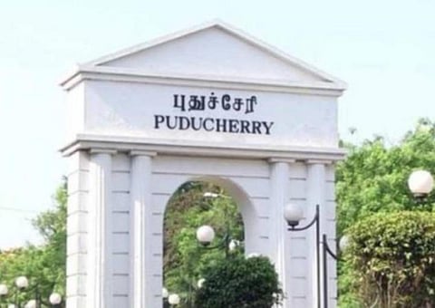 புதுச்சேரி அரசு பள்ளிகளில் சிபிஎஸ்இ பாடத்திட்டம் முழுமையாக அமல்: சீருடையில் மாற்றமில்லை!