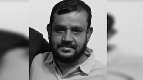 மறைந்த திரைப்பட இயக்குநர் சூர்ய பிரகாஷ் உடல் சொந்த ஊரில் அடக்கம்