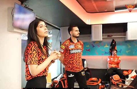 “நம்மைப் பற்றியே பேச்சு!” - சன்ரைசர்ஸ் அணி ட்ரெஸ்ஸிங் ரூமில் காவ்யா மாறன் பெருமிதம்