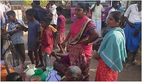 மக்கள் போராட்டம்