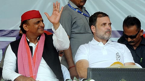 அகிலேஷ் யாதவ் மற்றும் ராகுல் காந்தி