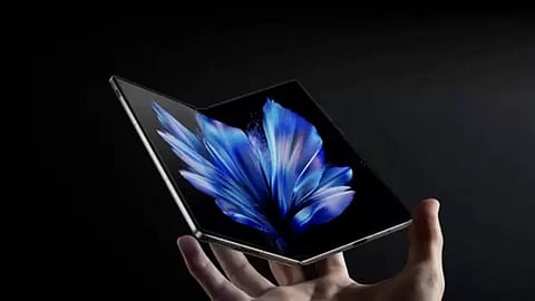 விவோ X Fold 3 புரோ ஸ்மார்ட்போன்