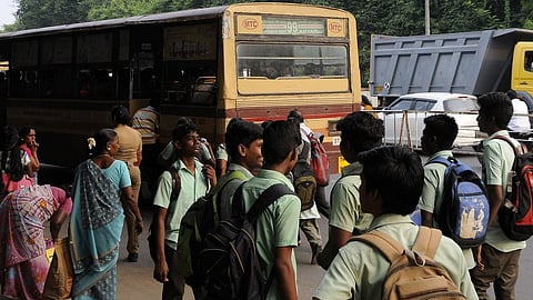ஜூன் இறுதிக்குள் கட்டணமில்லா பயண அட்டை: மாநகர போக்குவரத்து கழகம் தகவல்