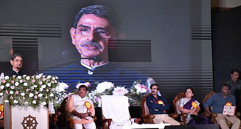 “பாரதத்தின் பாரம்பரிய கல்வி முறையைக் கொண்டுவர வேண்டும்” - ஆளுநர் ஆர்.என்.ரவி பேச்சு