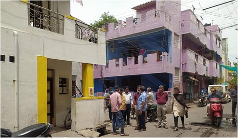 அதிகாரிகள் சோதனை