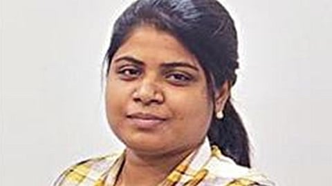 லீமா ரோஸ்.