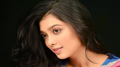 இயக்குநருக்கு நடிகை அவதூறு நோட்டீஸ்