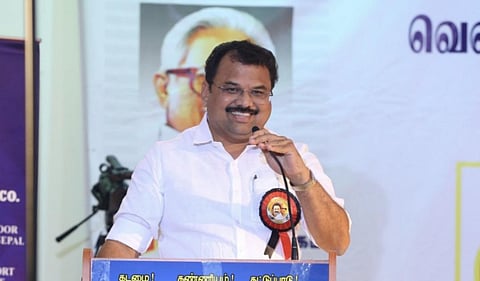 நாடாளுமன்றத்தில் சிஐஎஸ்எஃப் வீரரால் தடுத்து நிறுத்தம்: திமுக எம்.பி அப்துல்லா புகார்