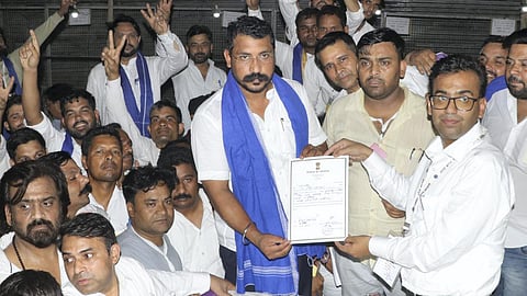 பேரவை இடைத்தேர்தலில் ஆசாத் கட்சி போட்டி: உ.பி.யில் பாஜகவுக்கு சாதகமாக வாக்குகள் பிரியும் வாய்ப்பு