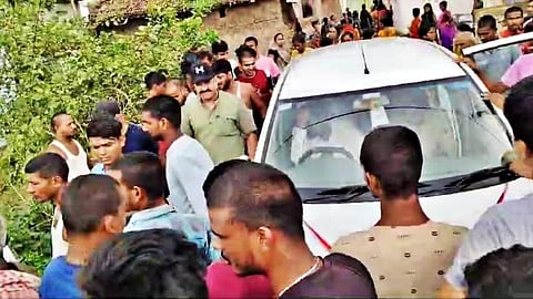 நெட் தேர்வு முறைகேடு: பிஹாரில் விசாரிக்கச் சென்ற சிபிஐ அதிகாரிகள் மீது கிராம மக்கள் தாக்குதல்; 4 பேர் கைது