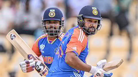 அரை இறுதி ஆட்டத்தில் இன்று பலப்பரீட்சை: இங்கிலாந்துக்கு பதிலடி கொடுக்குமா இந்தியா? | T20 WC