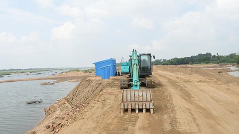 தமிழகத்தில் சட்டவிரோத மணல் விற்பனையால் அரசுக்கு ரூ.4,730 கோடி இழப்பு: டிஜிபிக்கு அமலாக்கத் துறை கடிதம்