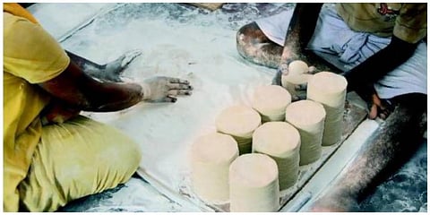 உளுந்தம் பருப்பு விலை உயர்வால் முடங்கும் அப்பளம் தொழில்: தமிழகத்தில் 3 லட்சம் தொழிலாளர்கள் பாதிப்பு?