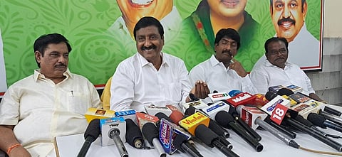 புதுச்சேரி மாநில அதிமுக செயலாளர் அன்பழகன்