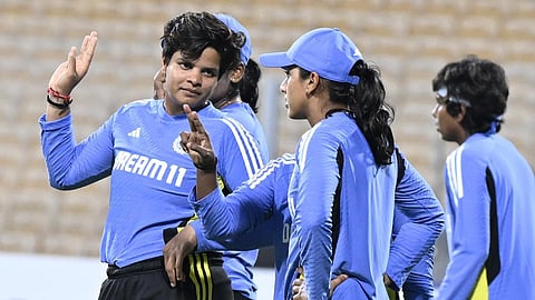 சேப்பாக்கத்தில் முதல் டி 20 போட்டியில் இந்தியா - தென் ஆப்பிரிக்கா மகளிர் அணிகள் இன்று மோதல்