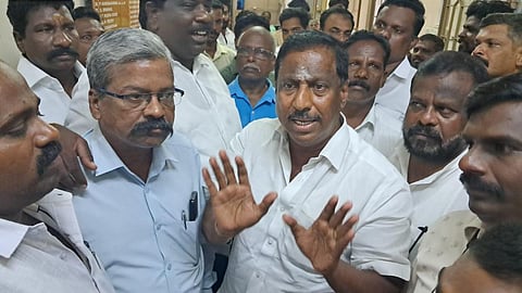 “புதுச்சேரியில் ஊழல் இல்லா துறையைக் காட்டினால்...” - சுயேட்சை எம்எல்ஏ சவால்