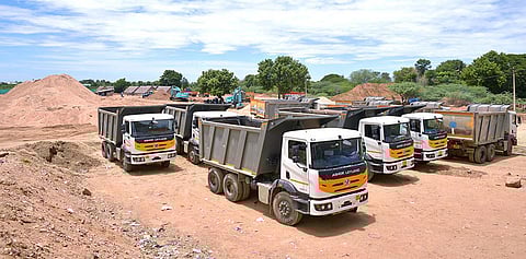ஆந்திராவில் இருந்து மணல் எடுத்துவர அனுமதி: முதல்வர் ஸ்டாலினுக்கு லாரி உரிமையாளர்கள் கடிதம்