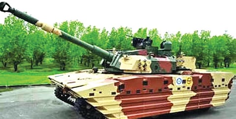 மலைப்பகுதியில் சீனாவுக்கு பதிலடி கொடுக்க ‘ஜோராவர்’ இலகுரக பீரங்கி தயார்: 2027-ல் ராணுவத்தில் சேர்க்கப்படும்