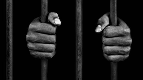 பொது இடங்களில் கல்லூரி மாணவர்கள் வன்முறையில் ஈடுபட்டால் 2 ஆண்டு சிறை தண்டனை: ரயில்வே காவல்துறை எச்சரிக்கை