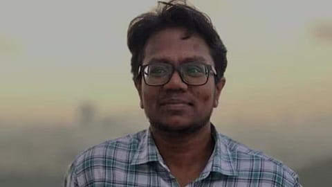 அனுகதிர் சூர்யா