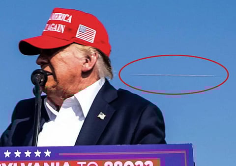 கடைசி நொடியில் தலையை திருப்பியதால் உயிர் பிழைத்த ட்ரம்ப்!