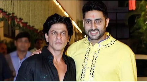 ஷாருக்கான் படத்தில் வில்லனாக அபிஷேக் பச்சன் - அமிதாப் பச்சன் வாழ்த்து