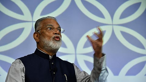 இஸ்ரோ முன்னாள் தலைவர் ராதாகிருஷ்ணன்