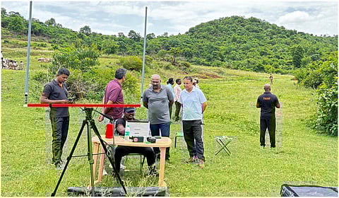 கல்வராயன்மலையில் கள்ளச்சாராய ஒழிப்பு நடவடிக்கைகள் குறித்து தமிழ்நாடு சட்டம் ஒழுங்கு கூடுதல் டிஜிபி டேவிட்சன் தேவாசீர்வாதம் ஆய்வு