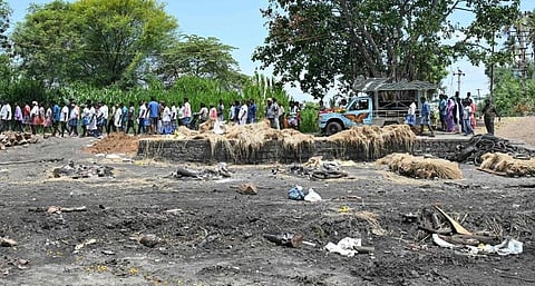 கள்ளச் சாராய பலிக்கு ரூ.10 லட்சம் இழப்பீடு வழங்க எதிர்ப்பு தெரிவித்த வழக்கு: ஐகோர்ட் தள்ளுபடி
