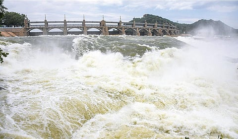 இது இயற்கை நடத்தும் பாடம்!