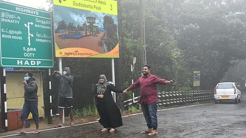 நீலகிரி உள்ளிட்ட 5 மாவட்டங்களில் இன்று கனமழைக்கு வாய்ப்பு