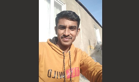 படம்: தாய்லாந்து நாட்டுக்கு வேலைக்கு சென்று மாயமான முத்துக்குமார்.