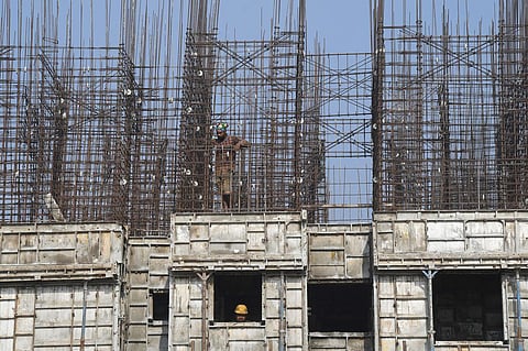 வீட்டு கட்டிட வரைபட அனுமதிக்கான கட்டண உயர்வை திரும்ப பெற வேண்டும்: அரசியல் தலைவர்கள் வலியுறுத்தல்