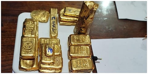 மன்னார் வளைகுடா பகுதியில் பறிமுதல் செய்யப்பட்ட தங்கம்