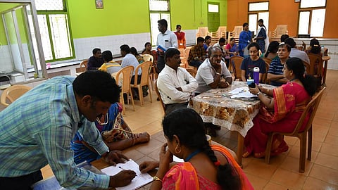 பொறியியல் படிப்பு முதல்சுற்று கலந்தாய்வில் 20 ஆயிரம் பேருக்கு இடங்கள் ஒதுக்கீடு