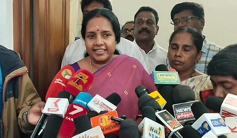 இந்தியாவை உலகின் முதல் பொருளாதார நாடாக்க பிரதமருக்கு துணை நிற்போம்: வானதி சீனிவாசன்