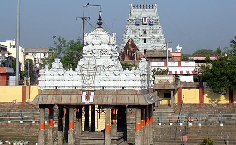 சுதந்திர தினத்தை ஒட்டி கோயில்களில் சிறப்பு வழிபாடு; சமத்துவ விருந்து