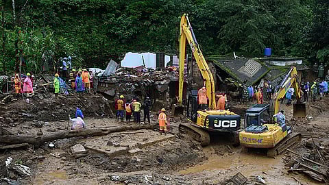 வயநாடு நிலச்சரிவில் சிக்கி உயிரிழந்தோர் குடும்பத்துக்கு ரூ.6 லட்சம் இழப்பீடு: முதல்வர் பினராயி விஜயன் அறிவிப்பு