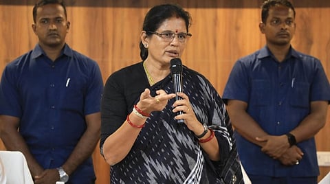 அரசு, தனியார் பெண் ஊழியர்களுக்கு ஒரு நாள் மாதவிடாய் விடுமுறை: ஒடிசா துணை முதல்வர் அறிவிப்பு