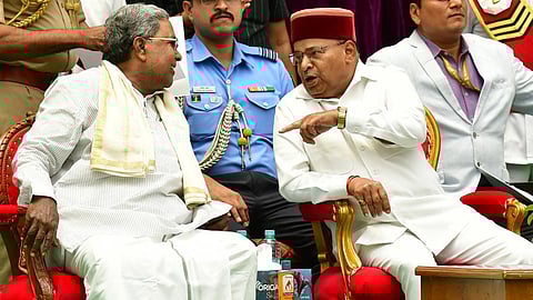 மனைவிக்கு மாற்று நிலம் ஒதுக்கிய விவகாரத்தில் கர்நாடக முதல்வர் மீது வழக்கு தொடர ஆளுநர் அனுமதி