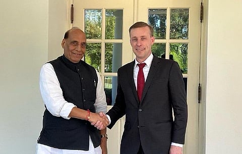 அமெரிக்க தேசிய பாதுகாப்பு ஆலோசகர் ஜேக் சல்லிவன் உடன் ராஜ்நாத் சிங் ஆலோசனை