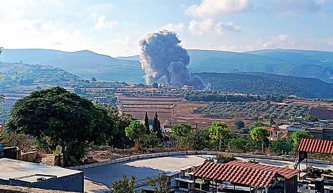 ராக்கெட்களை வீசி ஹிஸ்புல்லா தாக்குதல்: இஸ்ரேலில் அவசரநிலை அறிவிப்பு