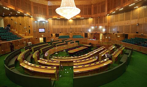 ஜம்மு - காஷ்மீர் சட்டப்பேரவை தேர்தல்: காங்கிரஸ், தேசிய மாநாட்டு கட்சிகள் வேட்பாளர் பட்டியல் வெளியீடு