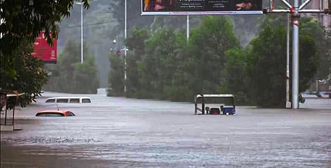 குஜராத்தில் செப்.2 முதல் 4 வரை அதிகனமழைக்கு வாய்ப்பு: இந்திய வானிலை ஆய்வு மையம்