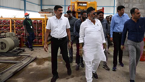 மேகேதாட்டு அணையால் தமிழகத்துக்கே அதிக பயன்: உதயநிதியை சந்தித்த பிறகு டி.கே.சிவகுமார் கருத்து