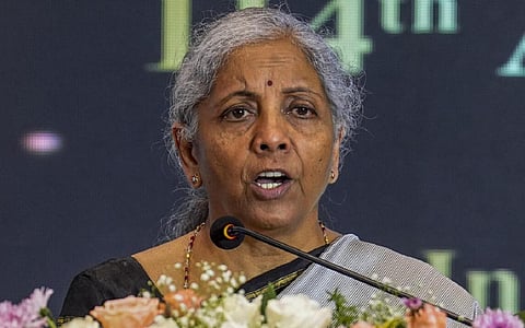 சென்னையில் நடந்த வருவாய், வரி விதிப்பு தொடர்பான கருத்தரங்கில் மத்திய நிதி அமைச்சர் நிர்மலா சீதாராமன் உரையாற்றினார்.